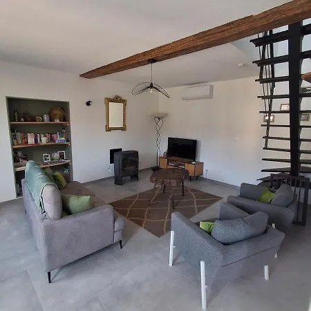 Holiday home La Hangottiere - Lumineux, Nature Et Etang *