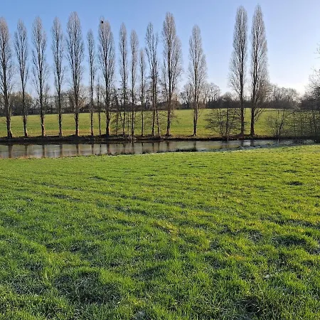 La Hangottiere - Lumineux, Nature Et Etang