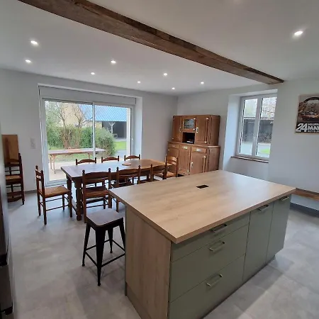 Holiday home La Hangottiere - Lumineux, Nature Et Etang