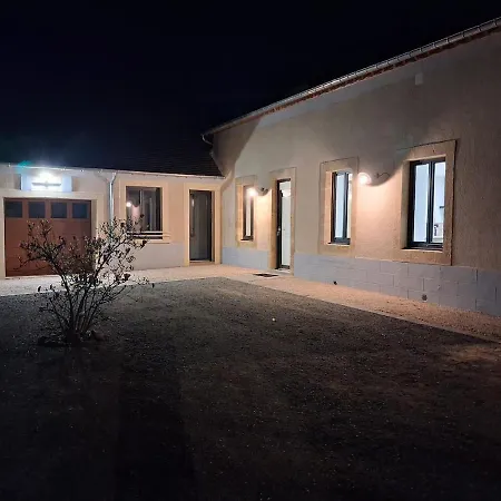Holiday home La Hangottiere - Lumineux, Nature Et Etang